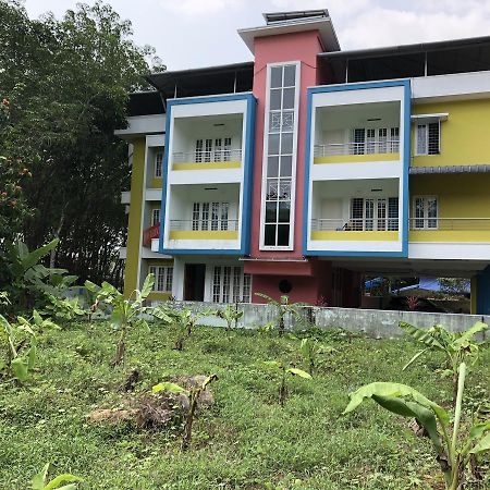 En Jays Residency Apartment Kottayam Luaran gambar